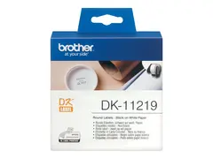 Brother DK-11219 - Svart p&#229; hvitt Rull (1,2 cm) 1200 stk (1 rull(er) x 1200) merkelapper - for Brother QL-1050, QL-1060, QL-500, QL-550, QL-560, QL-570, QL-580, QL-650, QL-700, QL-720