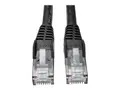 Eaton Tripp Lite Series Cat6 Gigabit Snagless Molded (UTP) Ethernet Cable (RJ45 M/M), PoE, Black, 5 ft. (1.52 m) Koblingskabel - RJ-45 (hann) til RJ-45 (hann) - 1.52 m - UTP - CAT 6 - formst&#248;pt, uten hindringer, flertr&#229;det - svart